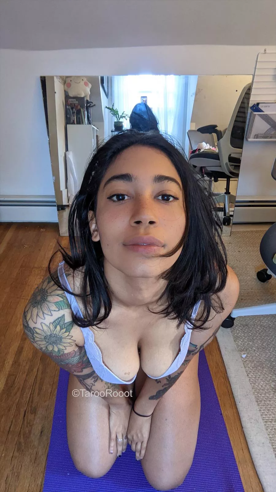 How I look on my knees