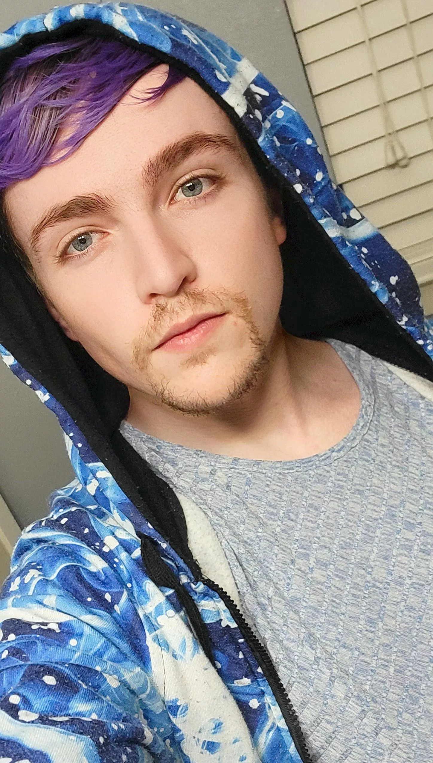 How is everyone? Happy Friday! 💛