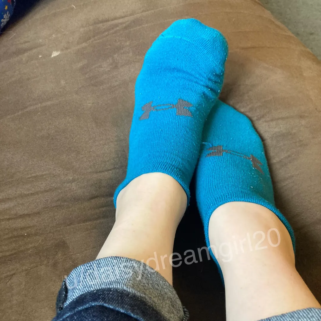 how many days do you like your used socks worn? these under armor socks are on day 4