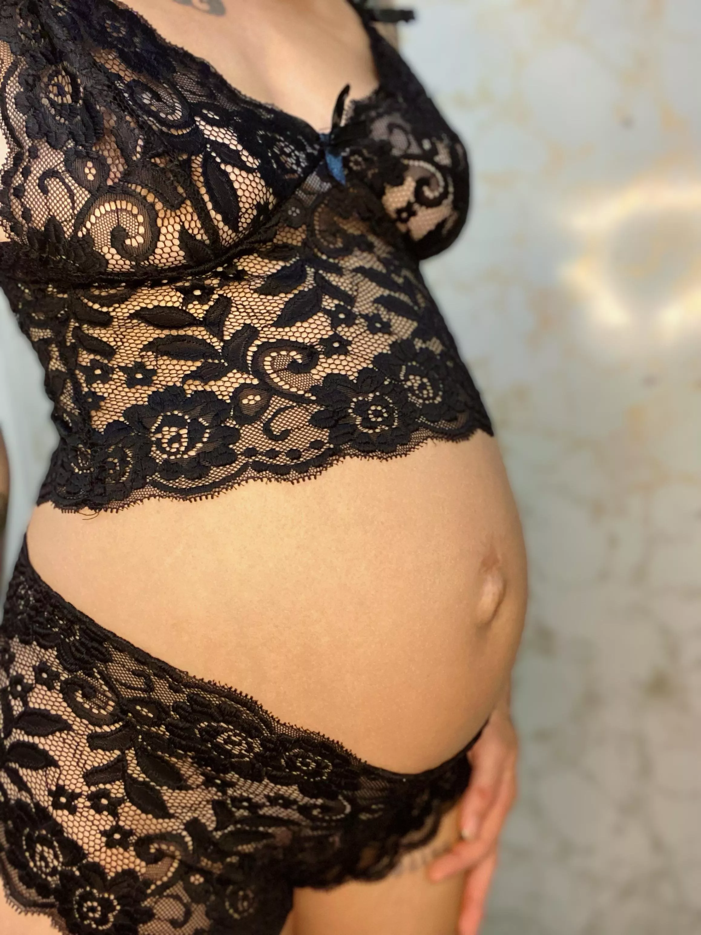 How much do you love my pregnant body