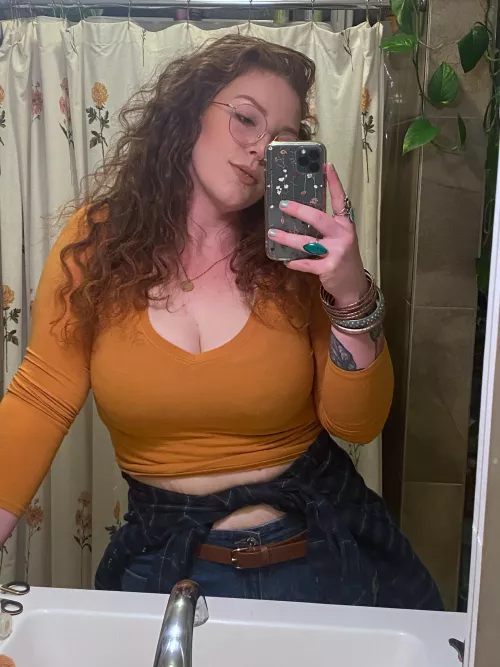 how much love for a fully clothed girl 😈