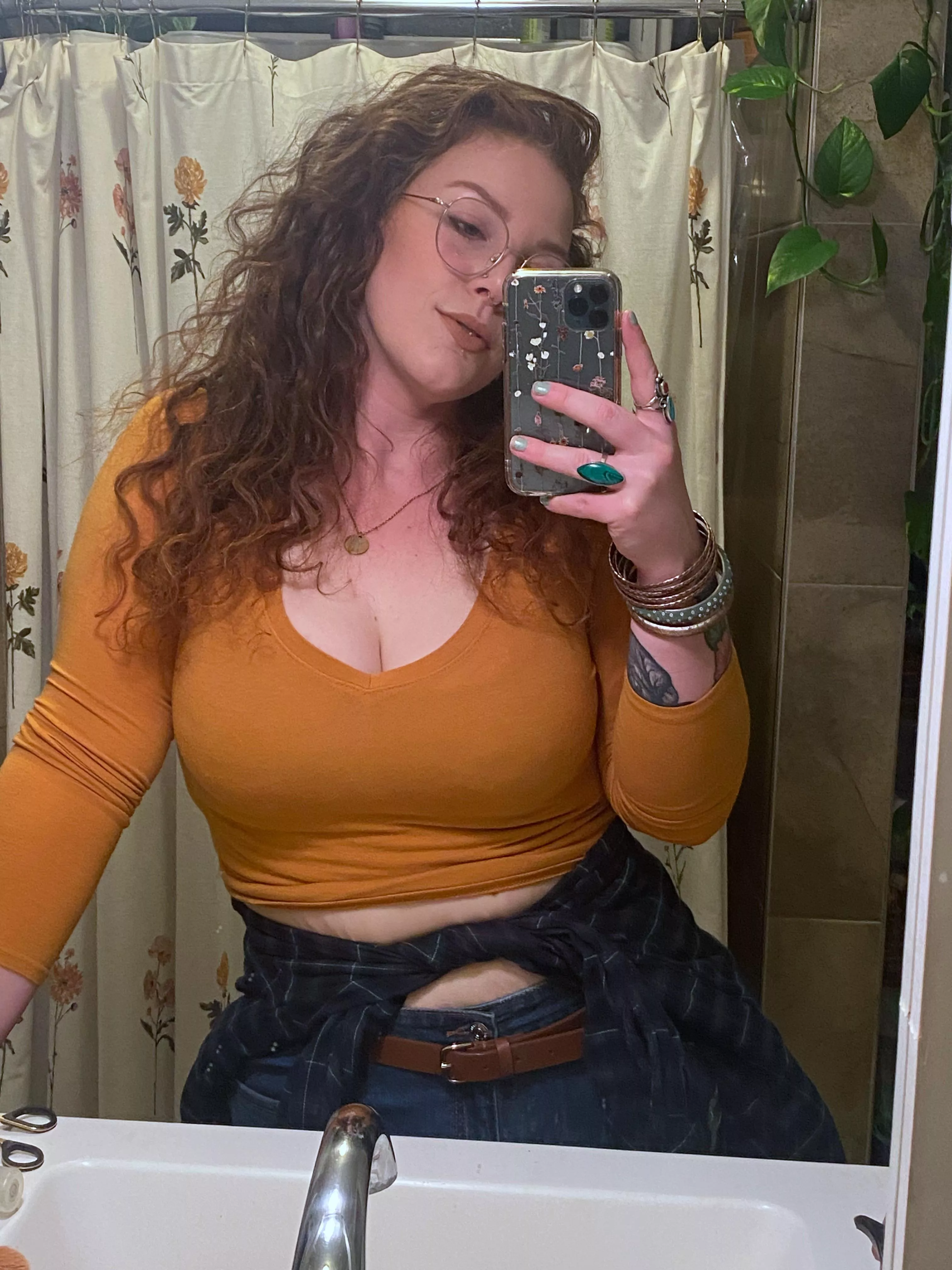 how much love for a fully clothed girl 😈