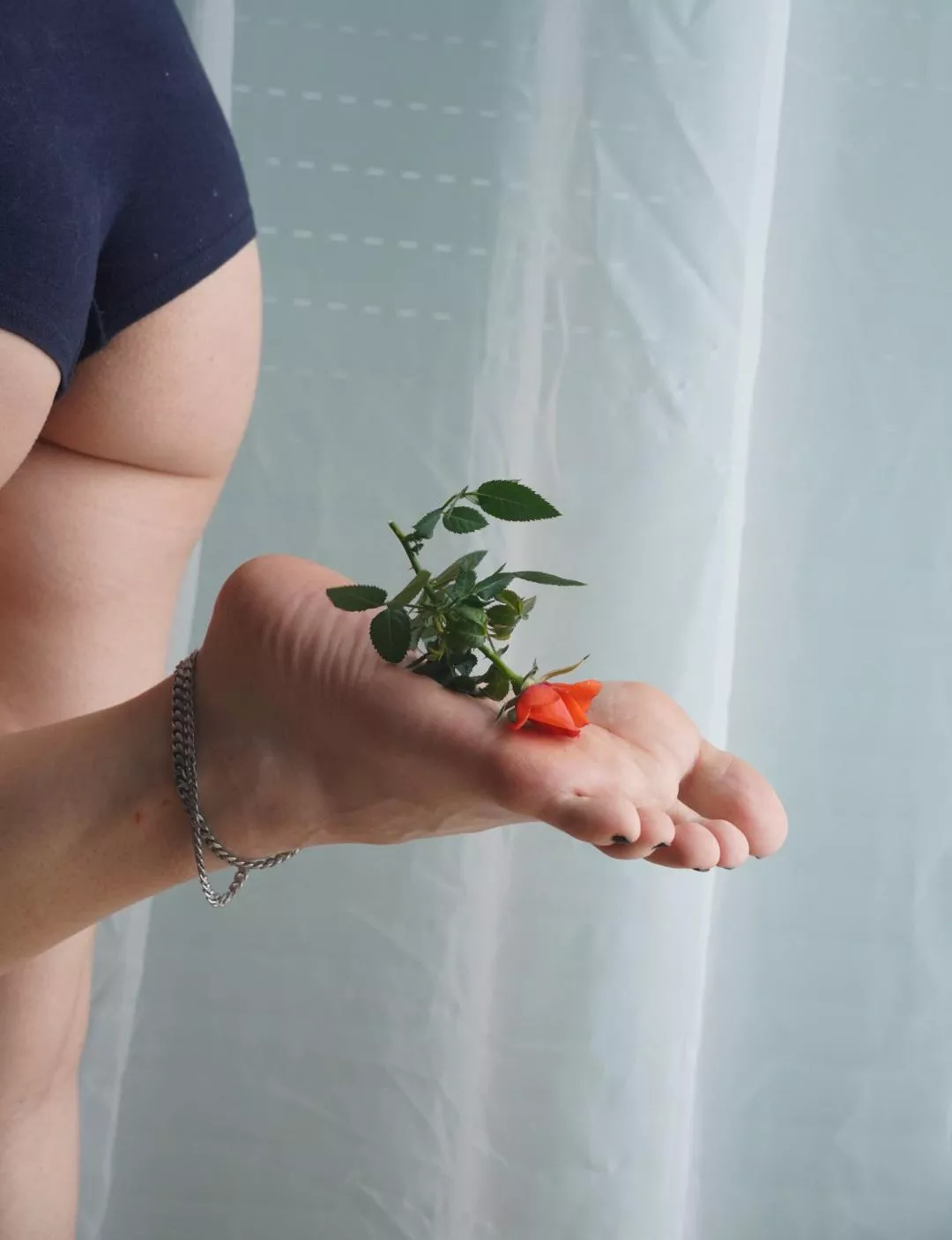 how nice of me to always bring flowers for you 😘