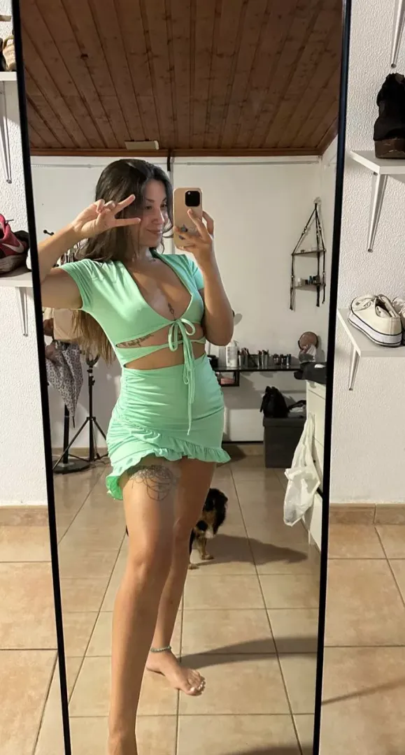 How this dress looks on me? 😋