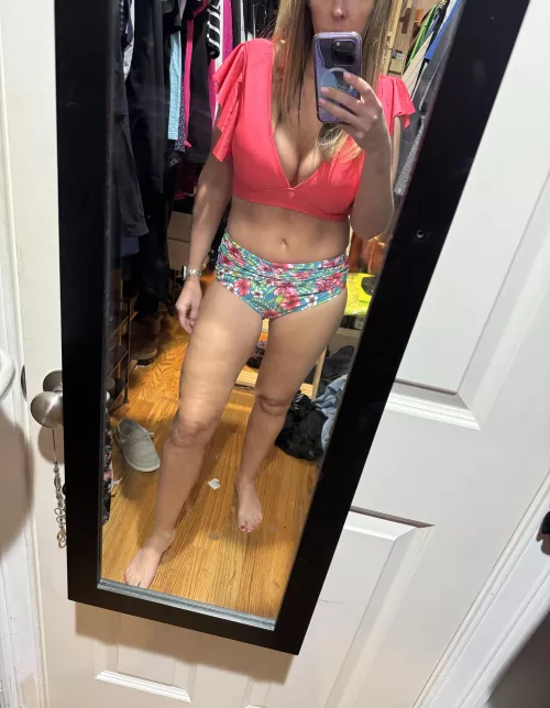 How you like my mom bathing suit 