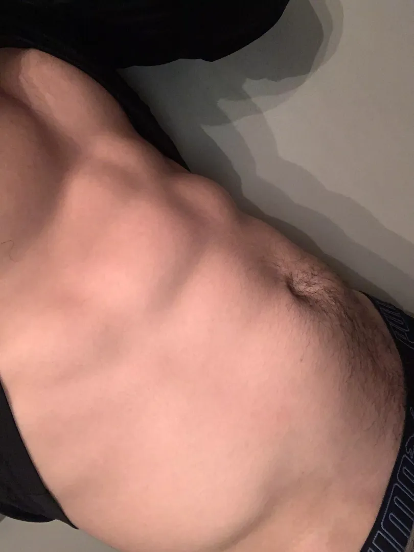 Hows my abs?:)