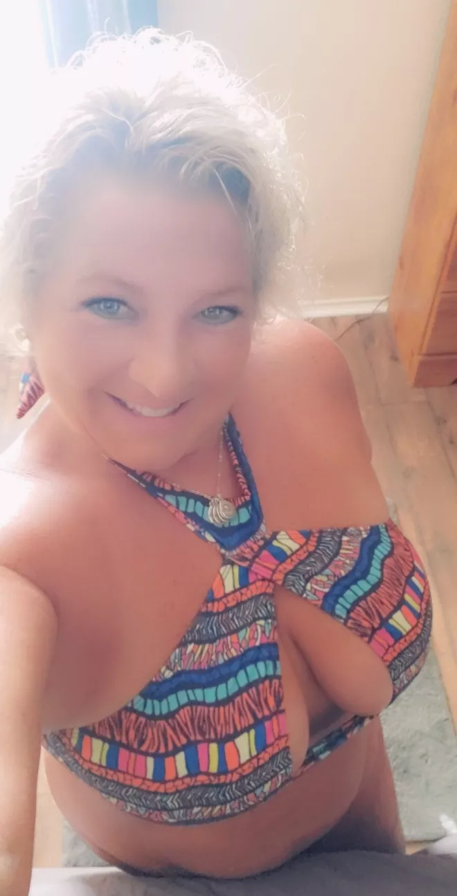 Hubby always wondered how come I didn't bring the bikini home!