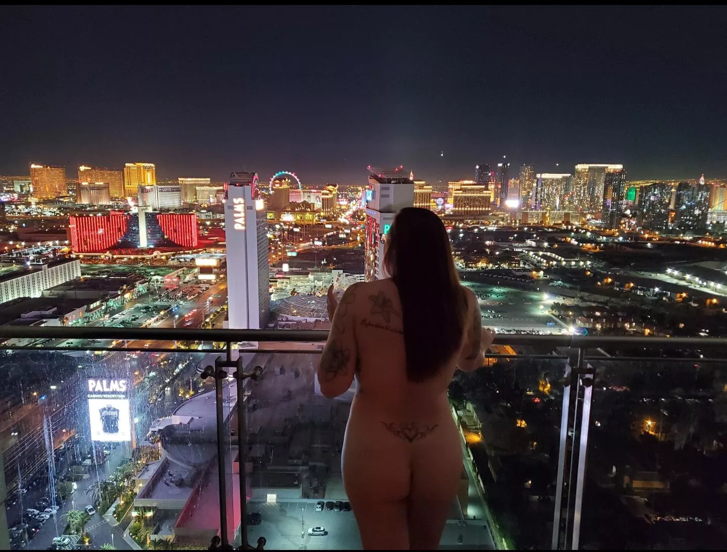 Hubby wasn't exactly thrilled with me flashing Las Vegas but the feeling is worth it!