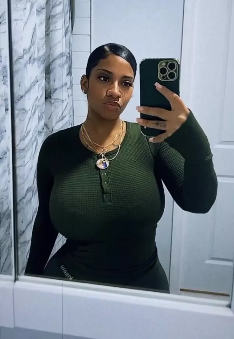 Huge mommy milkers