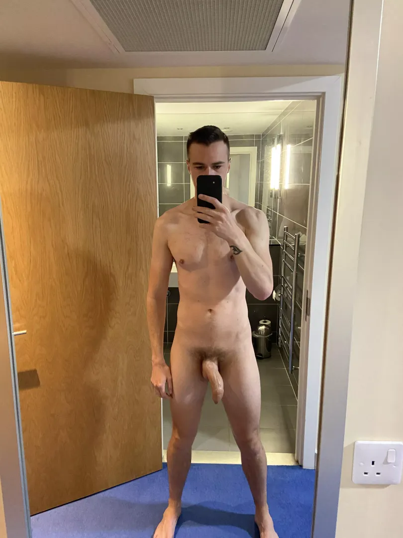 Hungover and horny as fuck about to rattle my girl’s wet pussy in the hotel room 💪🏼