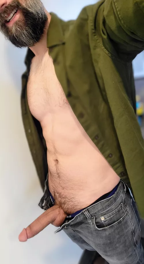 hungry [39]