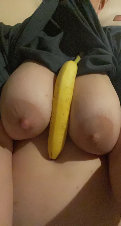 I (44f) really need to find a replacement for this banana