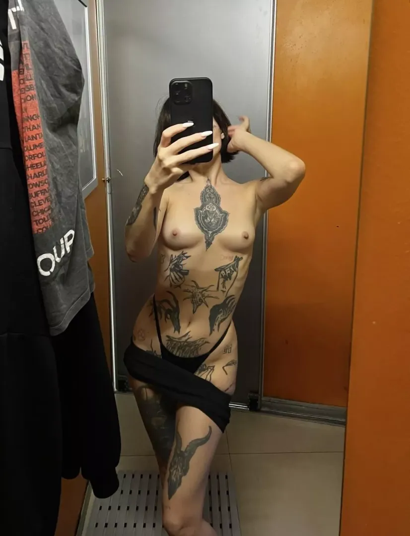 I always take photos when I change clothes, yes, I have a lot of photos