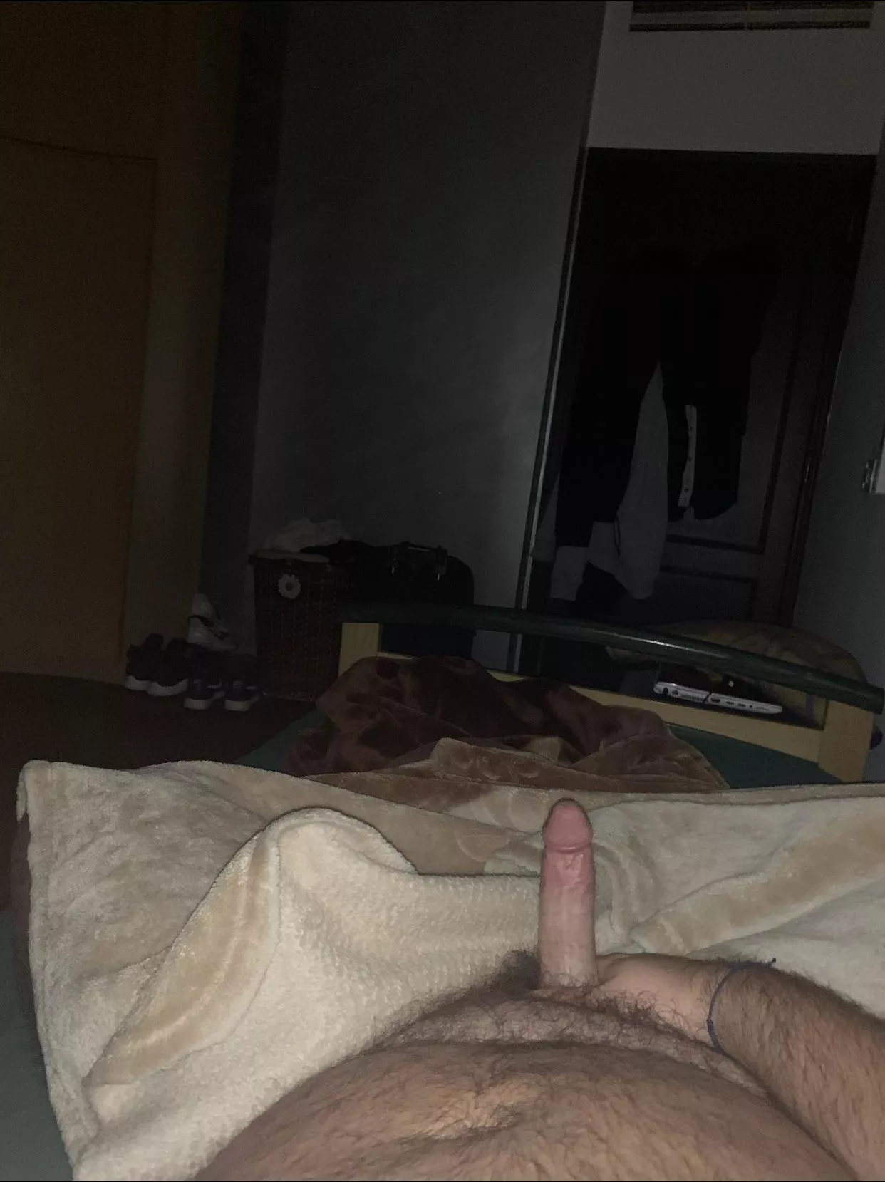 I am a bit insecure about my size thoughts?🫣