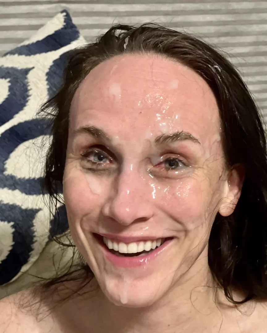 I am a cum dumpster.