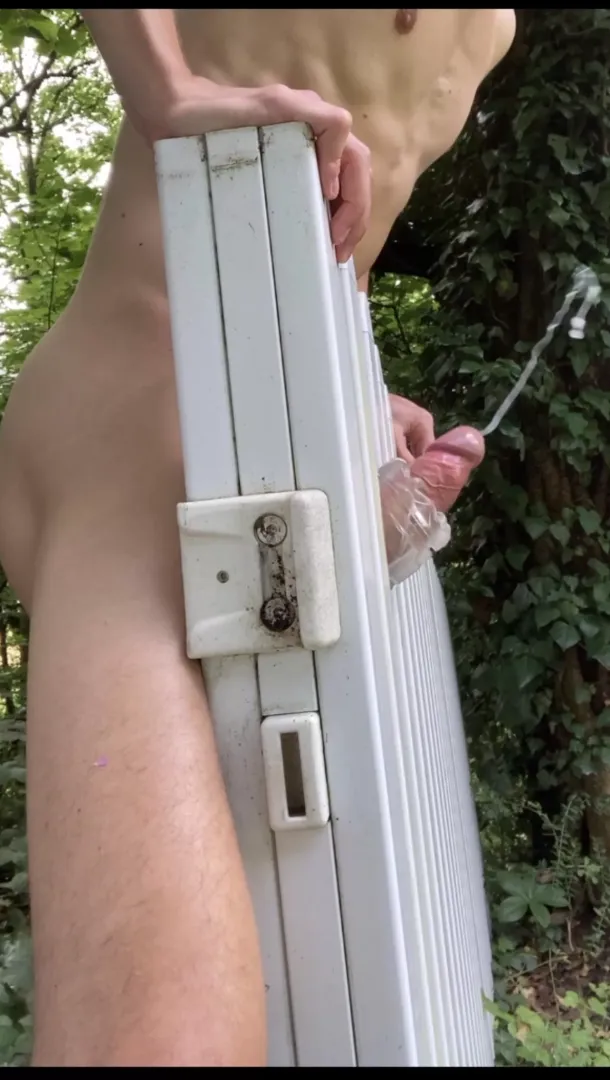 I am a gardener and nudist. When my neighbor (hung andd hot) observes me secretly, when his wife is away, I get horny. So I entertain him. Why do you think he never cums over to say hi? 😅😈😅 M(23)