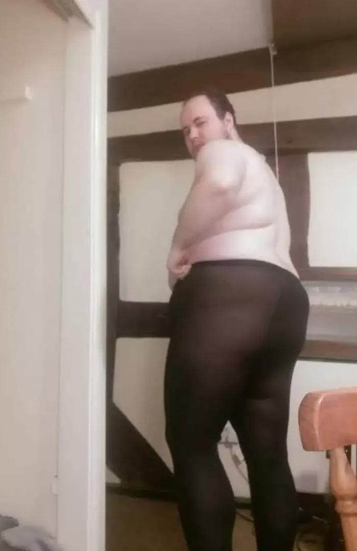 I am a gay man, but im a pushover. A woman made me buy tights and used to make me wear them every day. Embarrassing 😳
