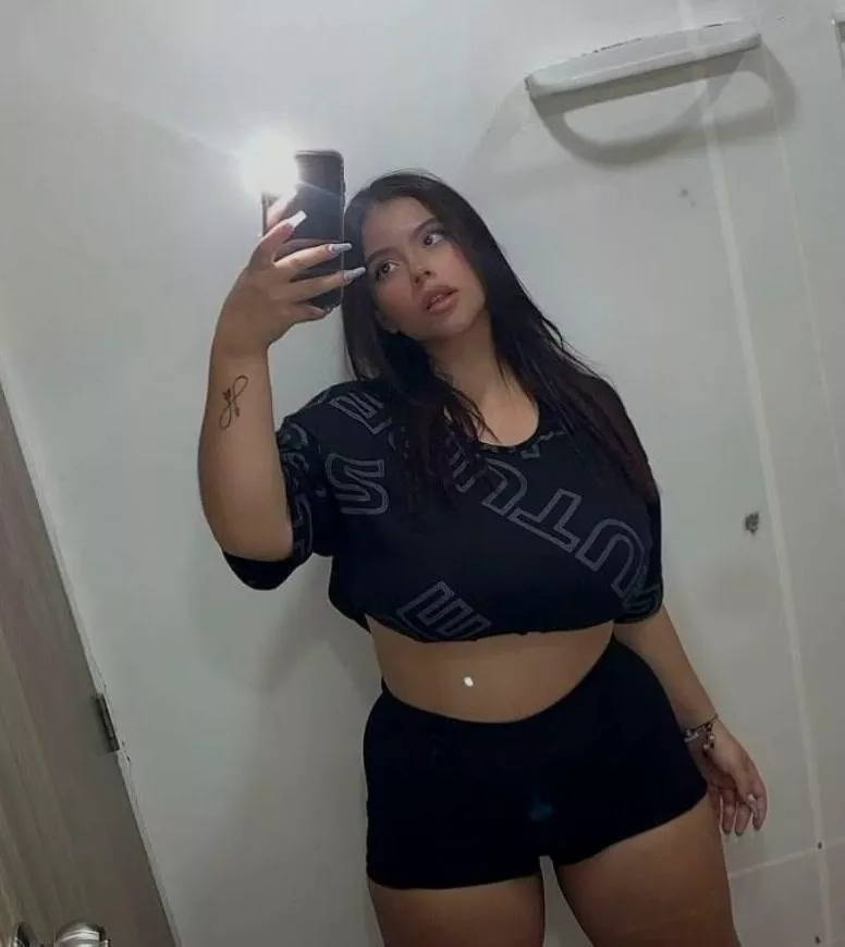 I am just curious- do I look fuckable for older men ?
