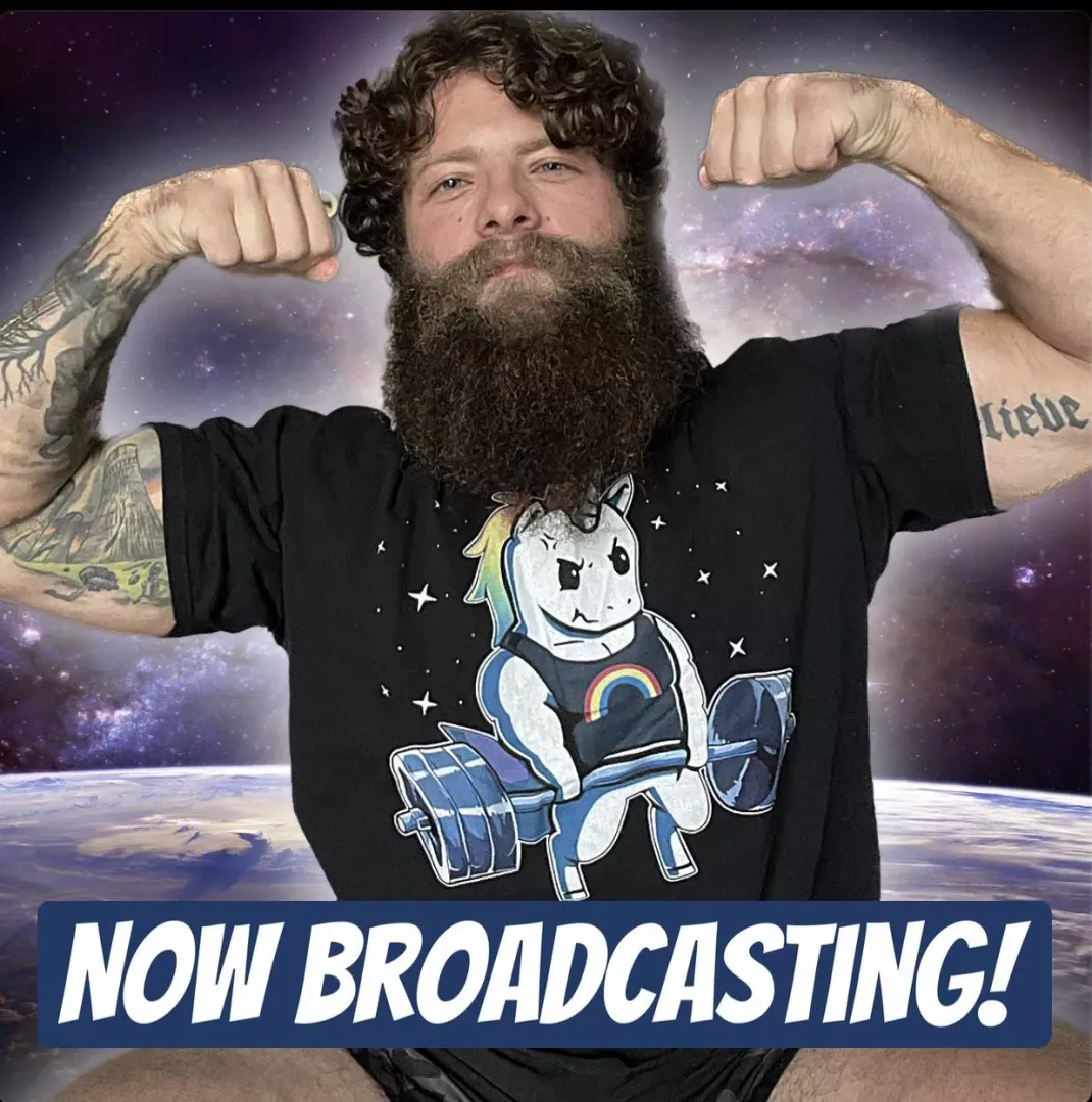 I am now LIVE on Chaturbate! Come chat, chill, and 💦. Link is in the comments!