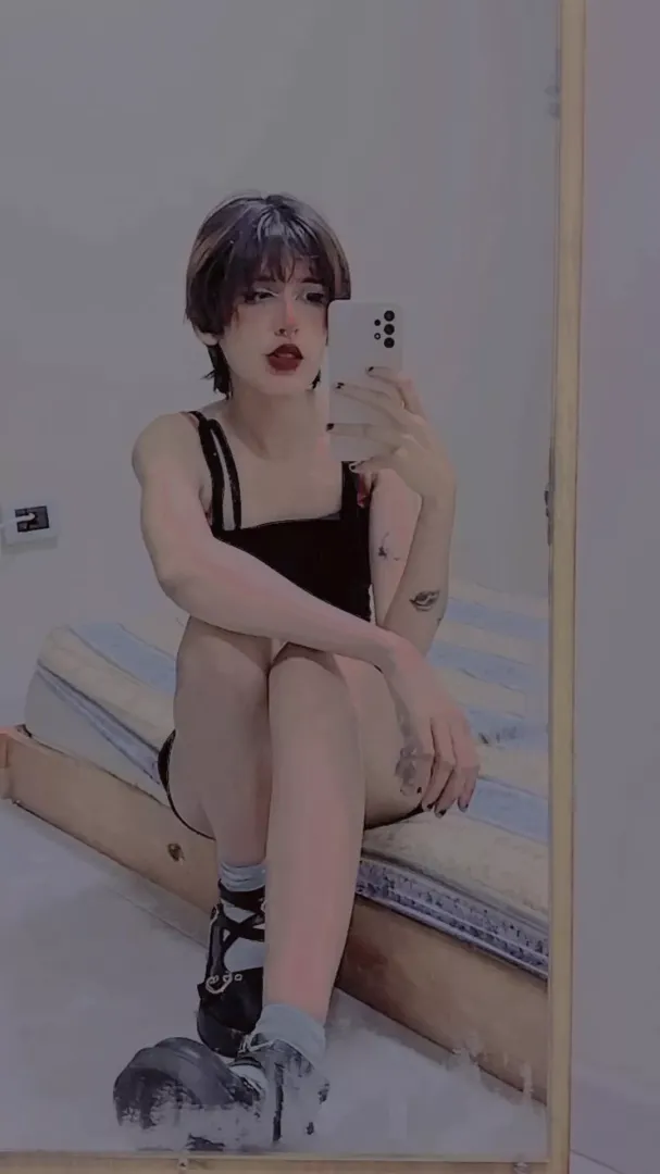 I am waiting for you,undress me ;)