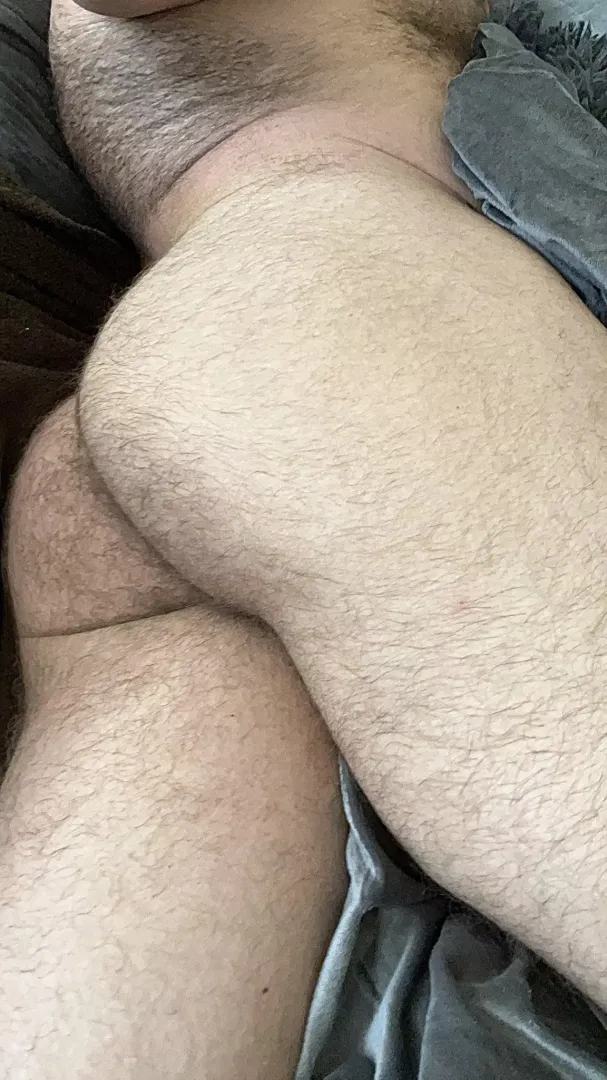 I am your fantasy, Bigger than Life (32)(M)