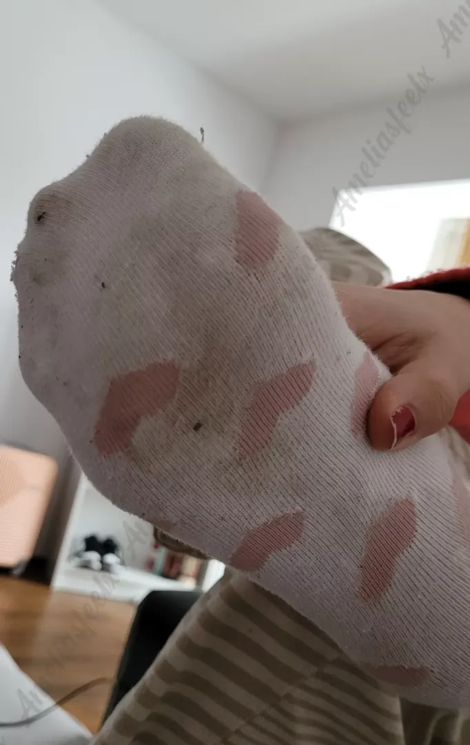 I bet you fell in love with my dirty socks 🤣