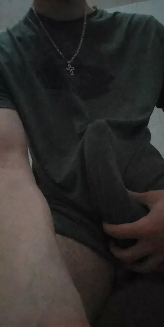 i bet you'd like a 6'8 man to pound you