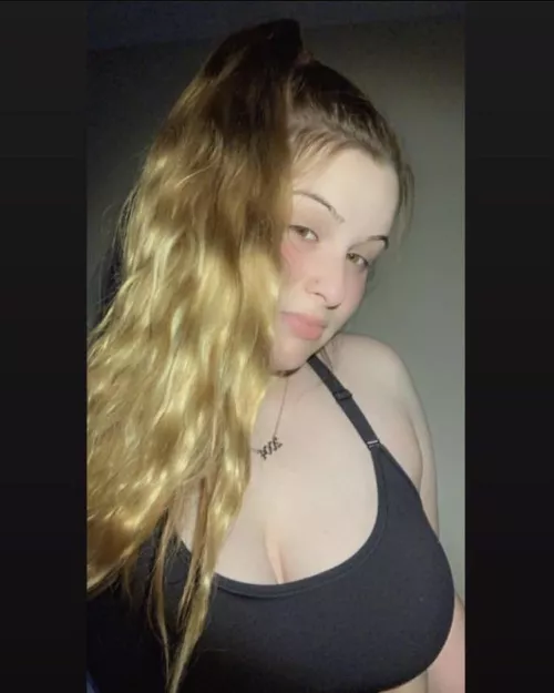 I can be your pretty girl