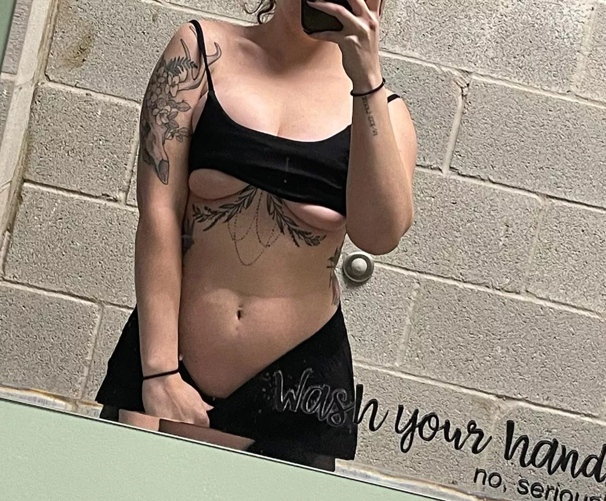 I can hardly move after my workout🥵