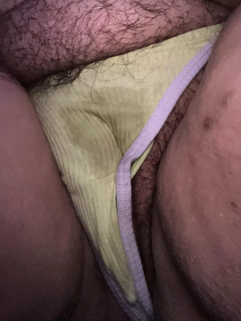 I cannot stop playing with my pussy