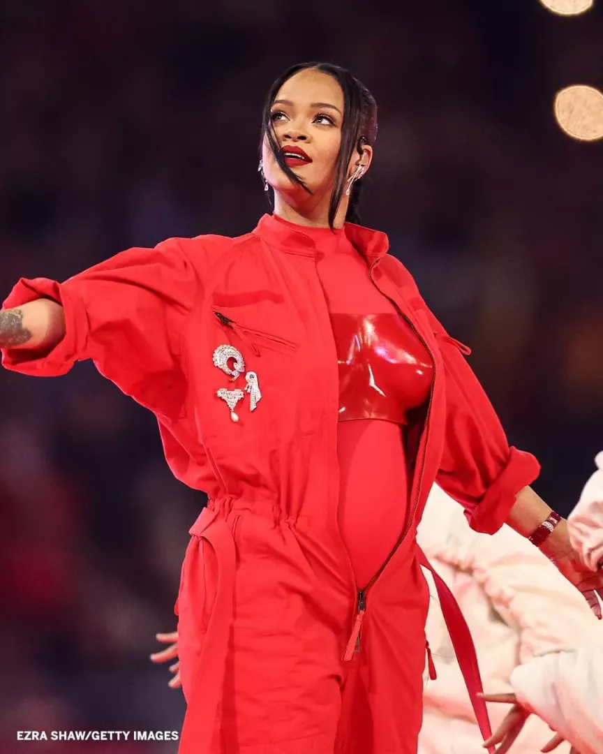 I can’t be the only one who thought Rihanna looked amazing last night