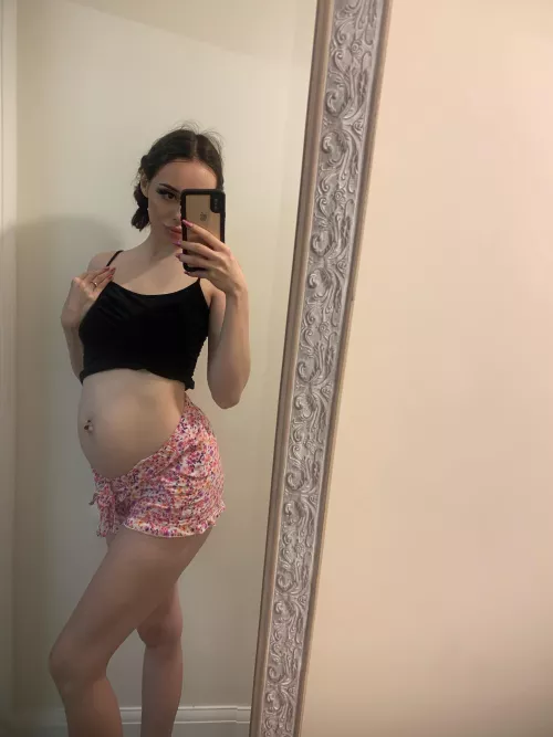 I can’t wait until my bump is bigger 🥰 how many times do you think I’ve been pregnant?