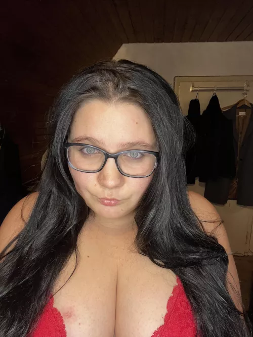 I could be your little cum slut 😈