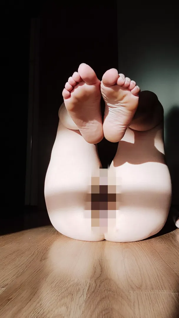 I could imagine that you suck my little toes