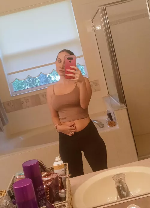 I despise my hip dips 😫 Any tips on fixing these or do I just accept it?