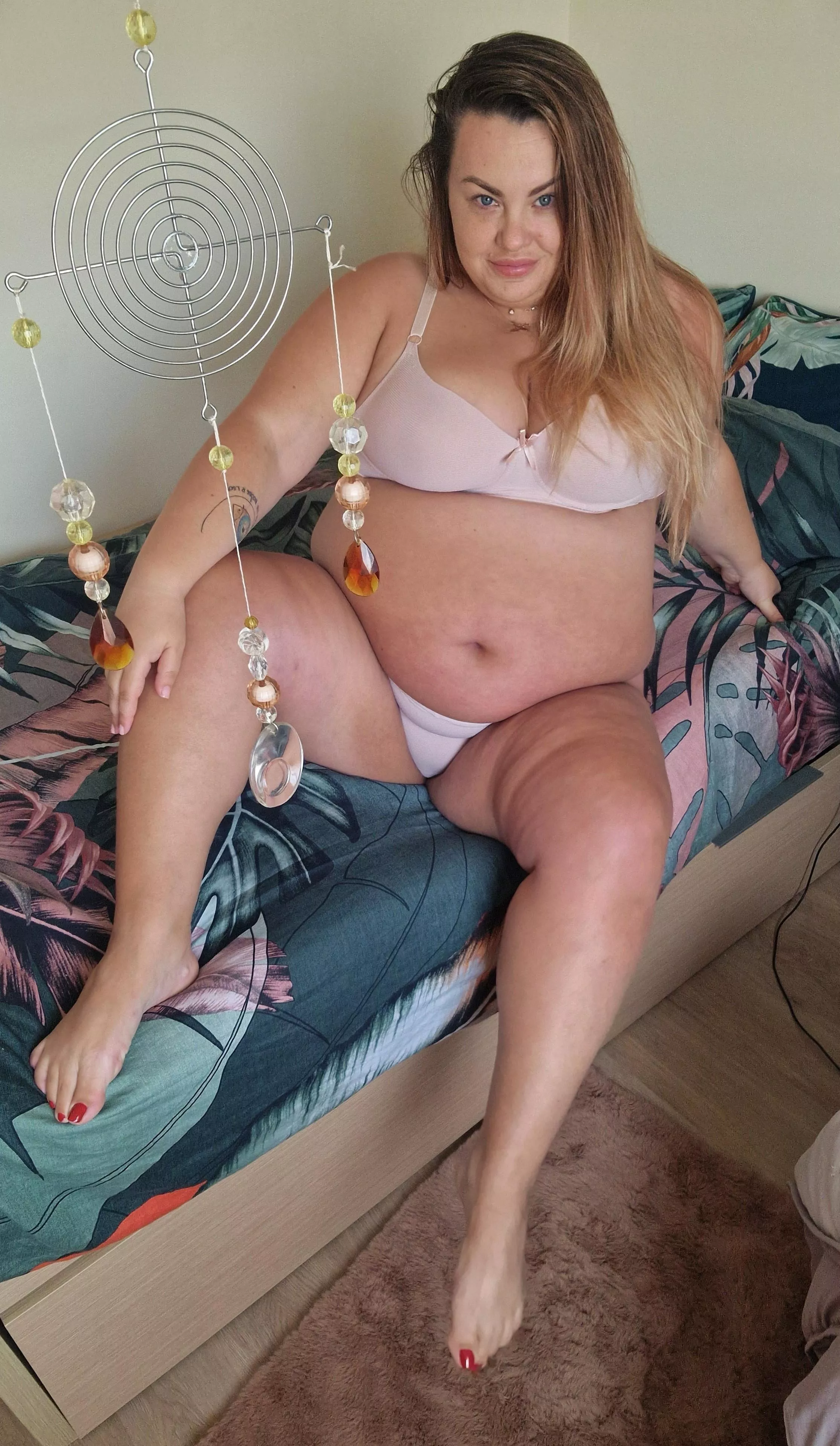 I don't have boyfriend to send nudes to so I'll just post them here