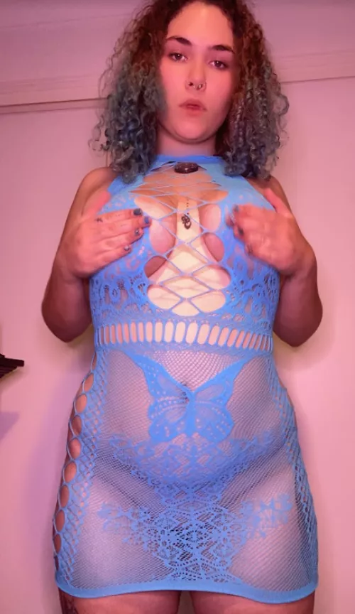 I don't usually do this, but I'm feeling extra festive tonight.