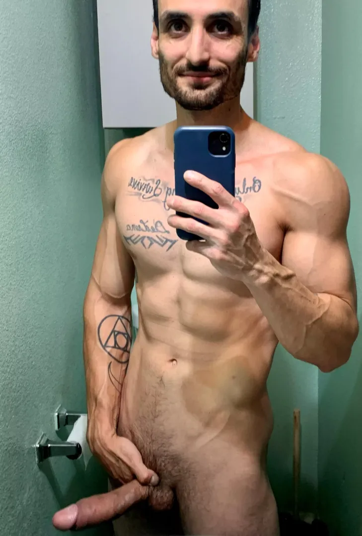 i enjoy deep connections [m]