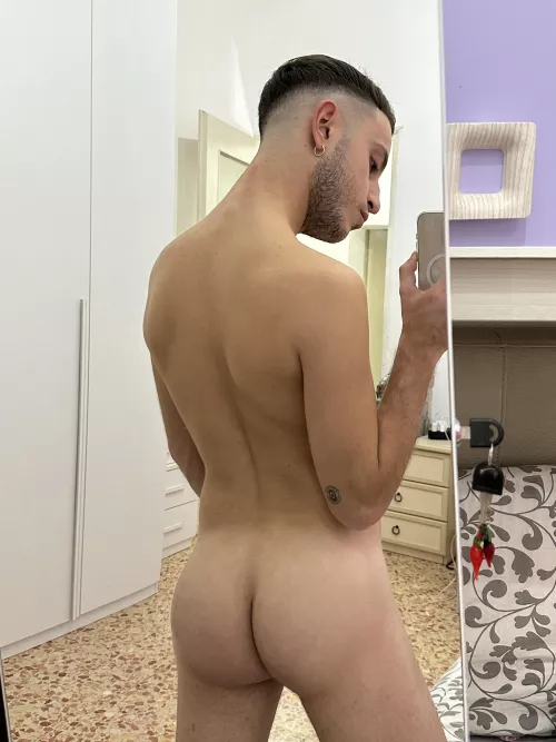 I feel a bit insecure posting this but i hope you enjoy the view