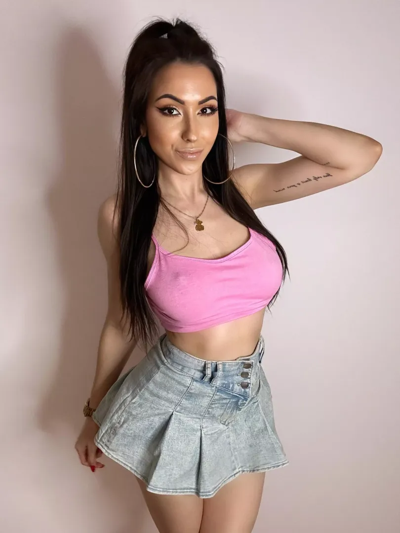 I feel cute in pink