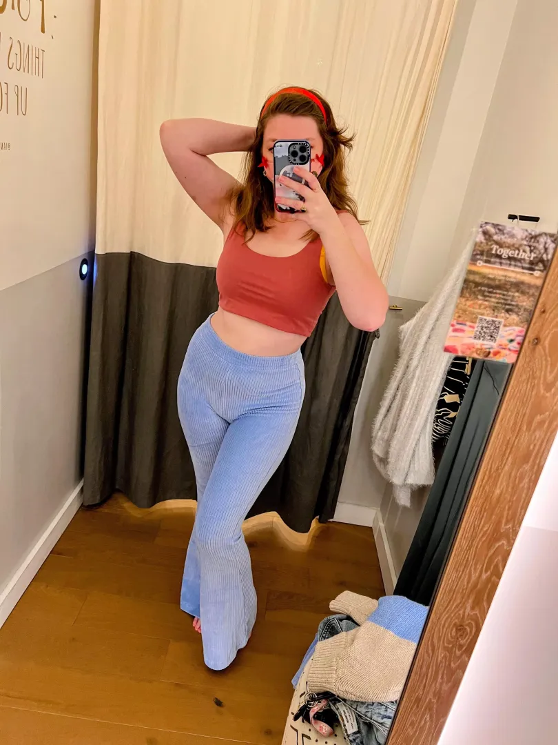 I feel like dancing :D (f)