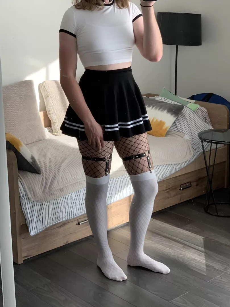 I feel very cute today