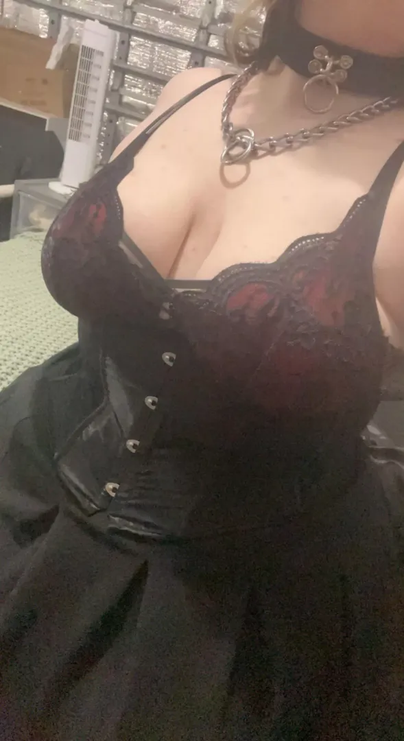 I felt so sexy in this 🖤
