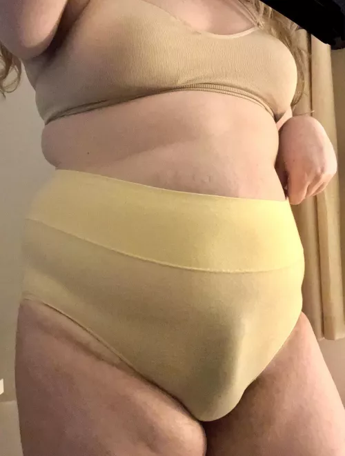 I forgot to tuck 🫣🫣 What would u do if u saw it