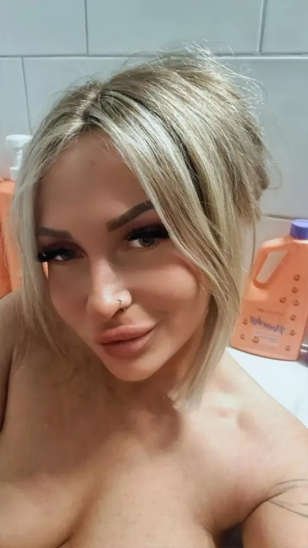 I got told I look like a bimbo, what do you think?