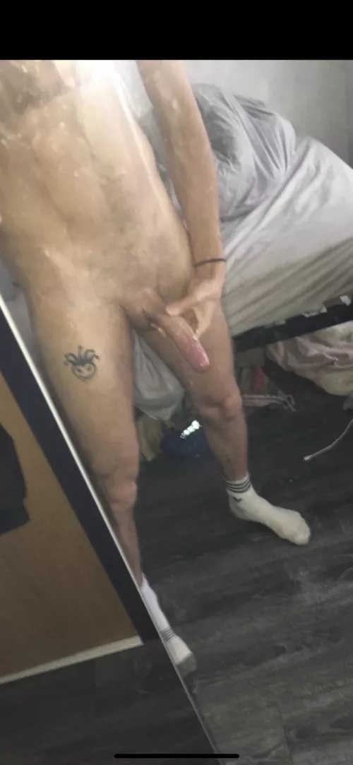 I had just turned 18 when I took this pic, grown since then