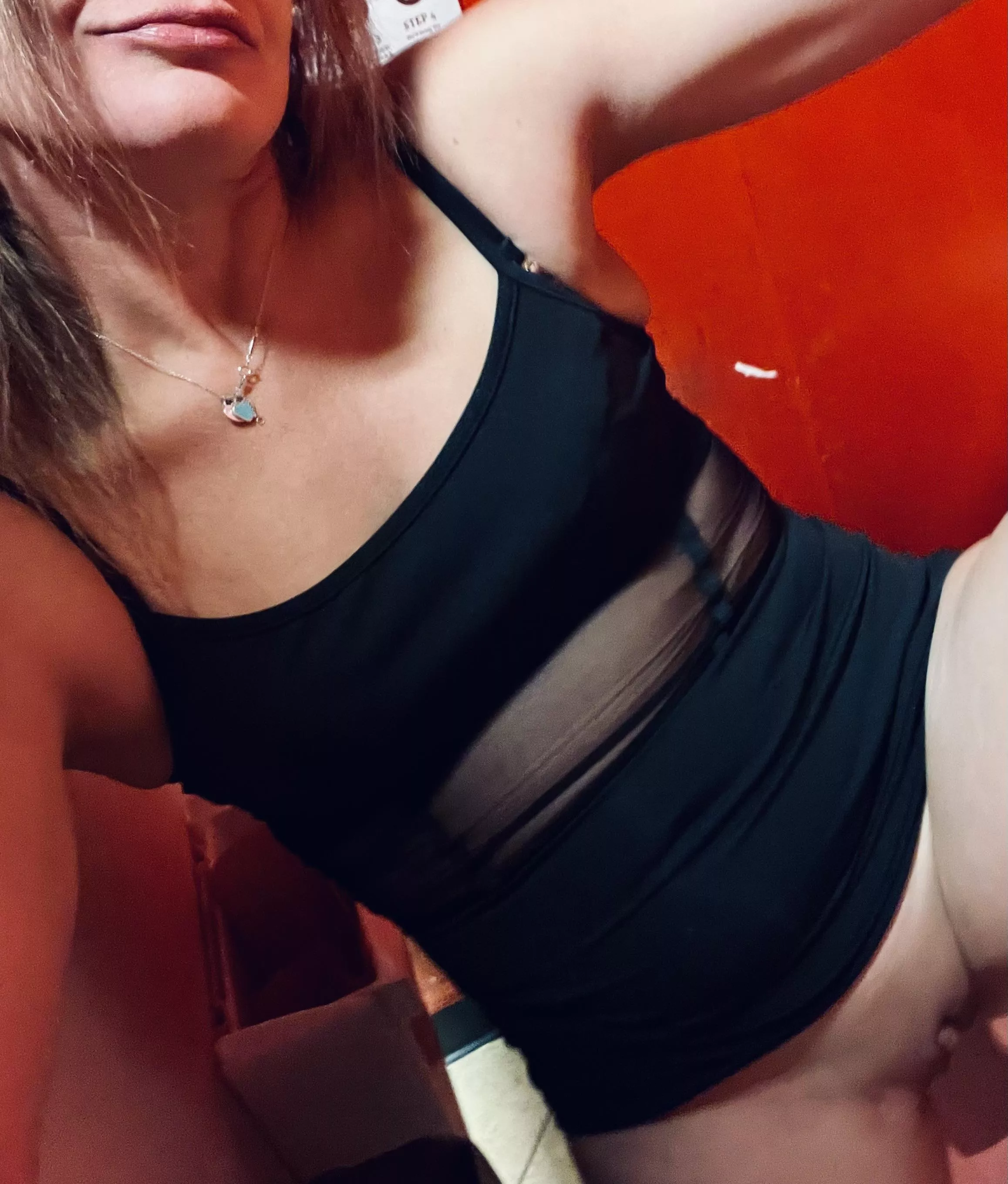 I had so much fun flashing couples at the bar last night [IMAGE]