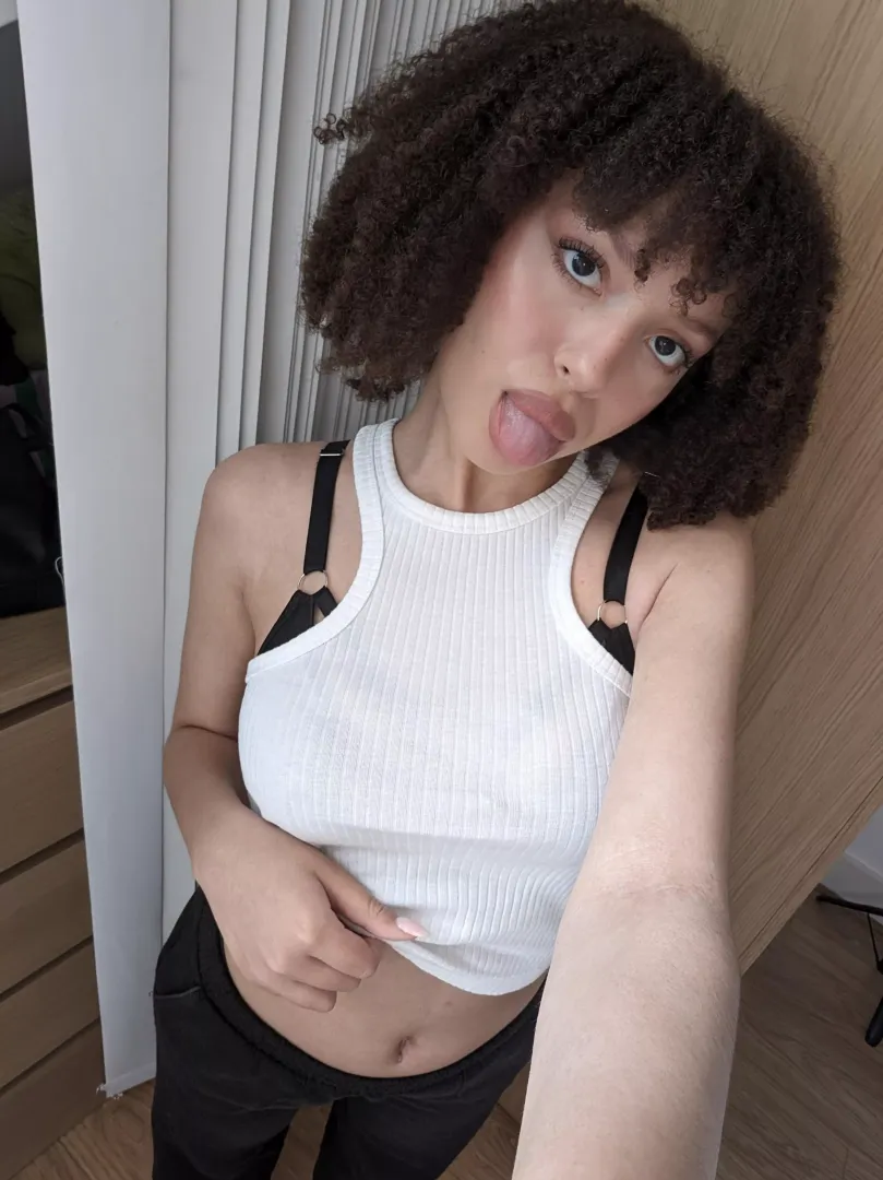 I have a playful mood today, wanna play?