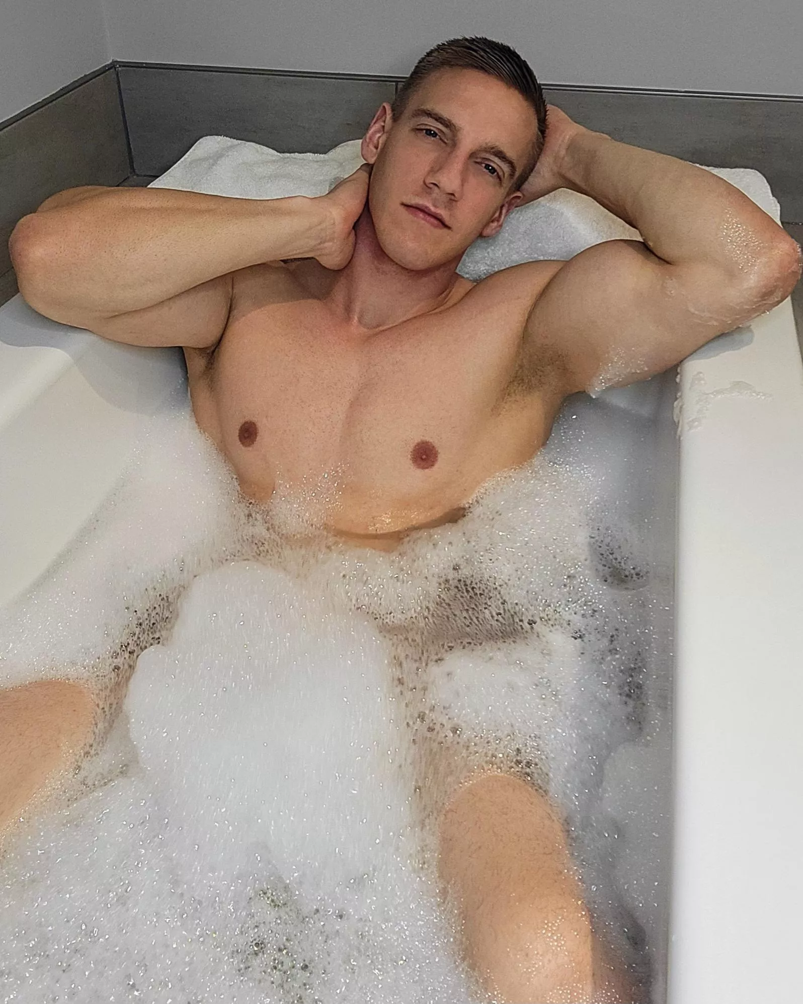 I have place for one more 😏💦