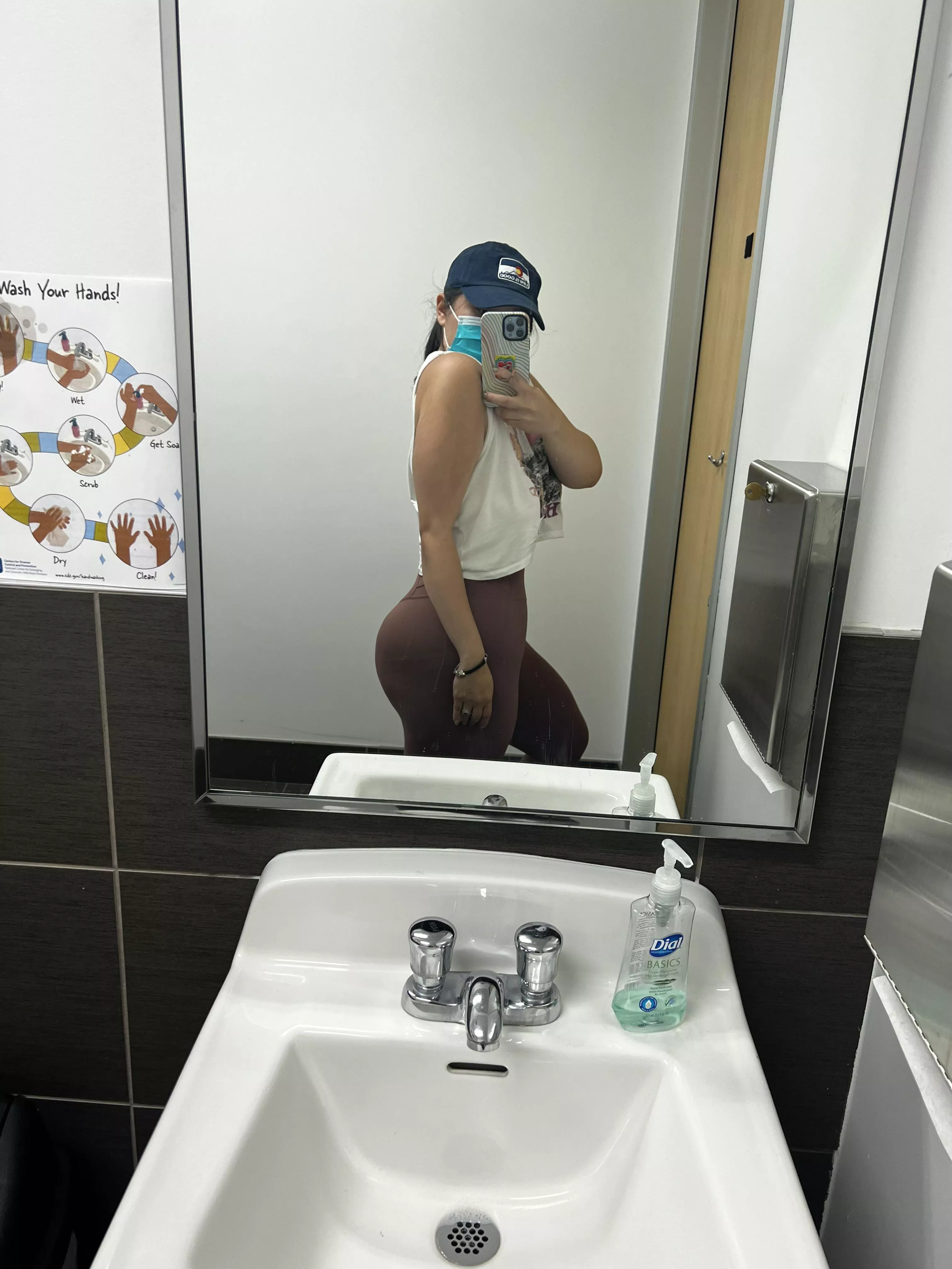 I have the Colorado girl outfit down 😉